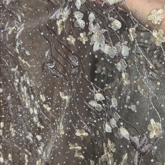 ✨ Mac Duggal size 18 Beaded & Floral-Embroidered Gown ✨ - Picture 14 of 15